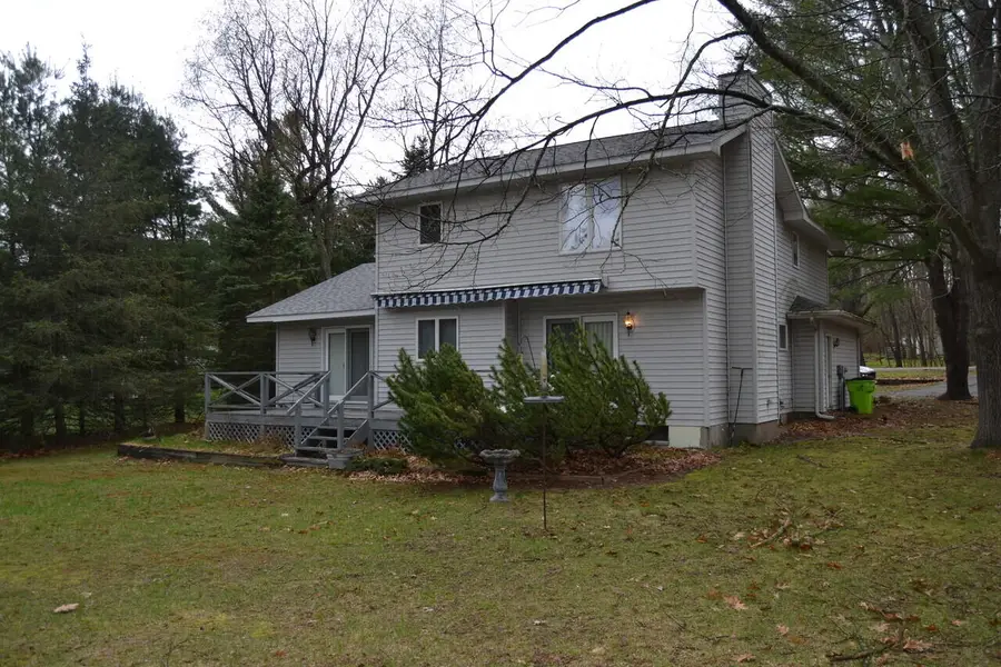 108 Carpenter Boulevard, Roscommon, MI 48653 - #2