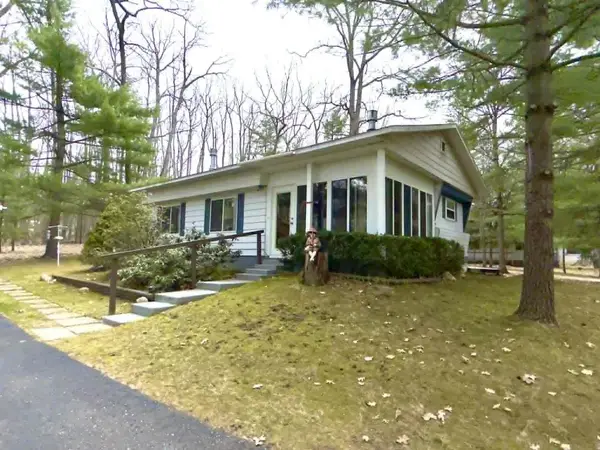 110 Vegas Court, Prudenville, MI 48651