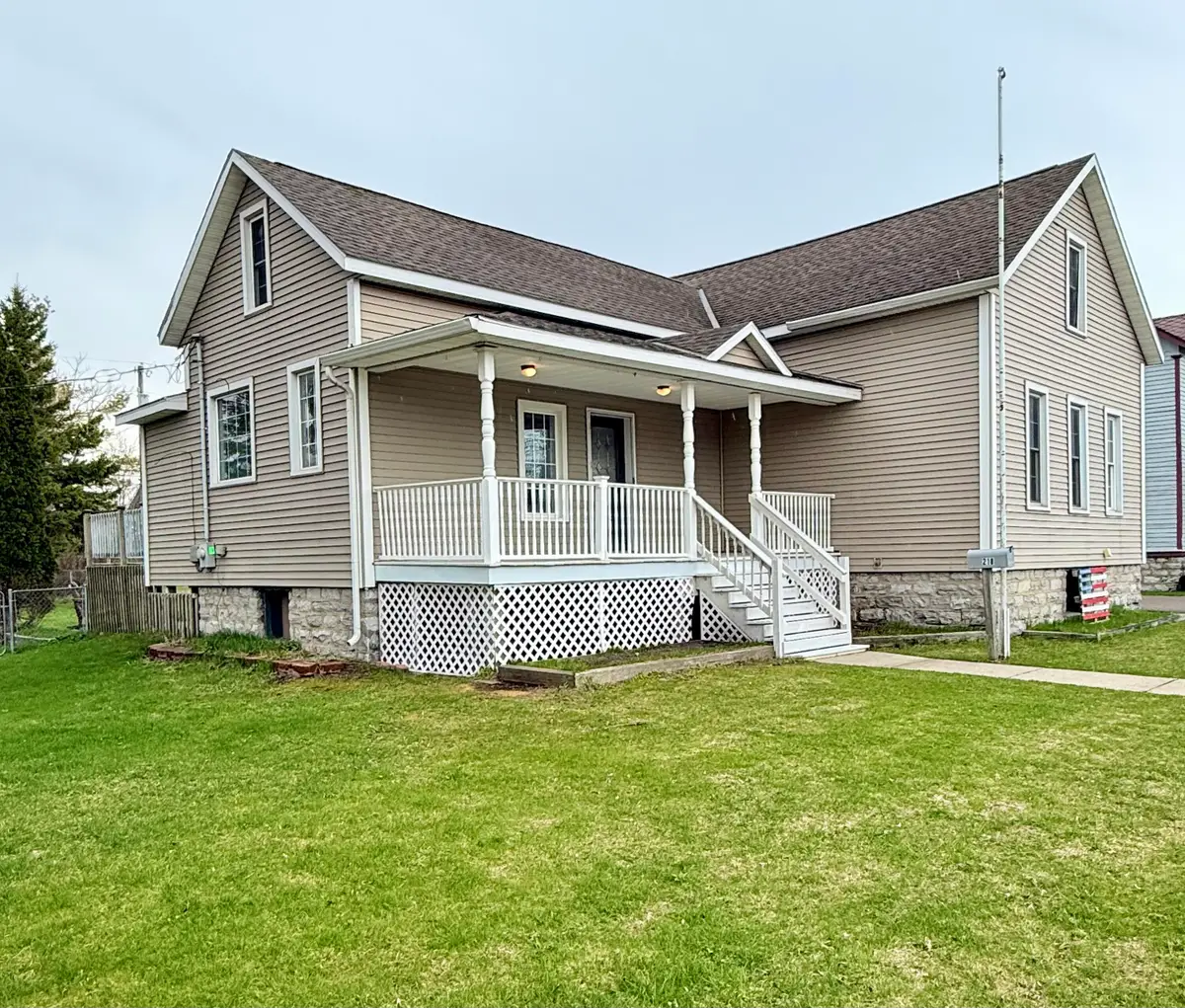 218 W Hamilton Street, Alpena, MI 49707 - #1