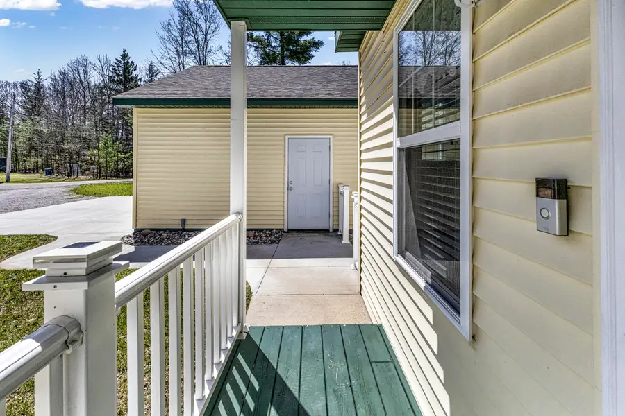 117 Vienna Court, Houghton Lake, MI 48629 - #3