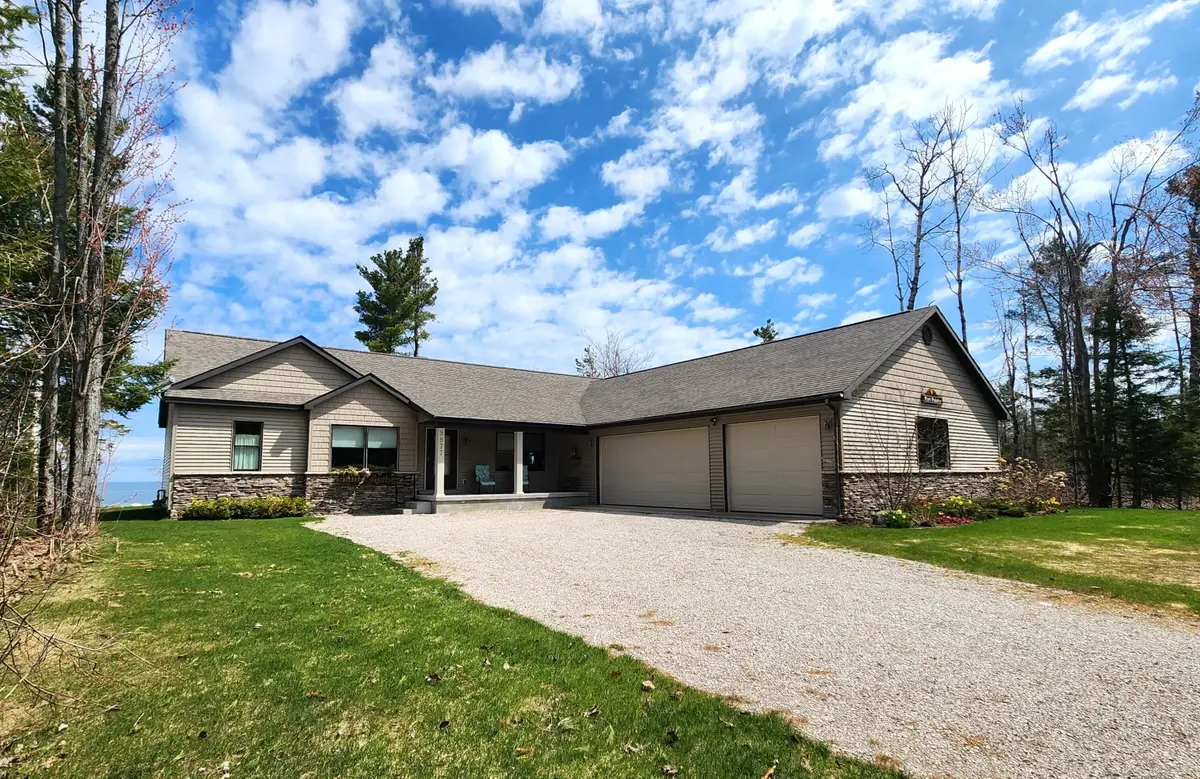 9877 High Banks Drive, Cheboygan, MI 49721 - #1