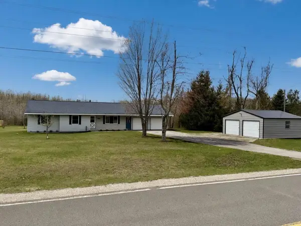 2424 Hallock Road, Gaylord, MI 49735