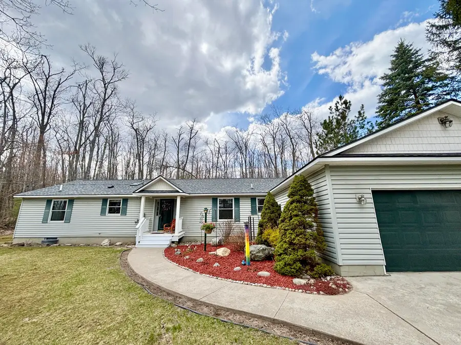 5817 Hillside Drive, Lewiston, MI 49756 - #2
