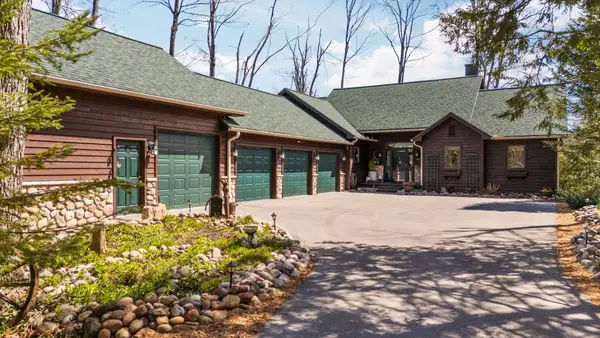 1595 Lake Club, Gaylord, MI 49735