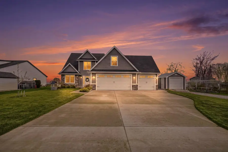 4868 W Houghton Lake Drive, Houghton Lake, MI 48629 - #3