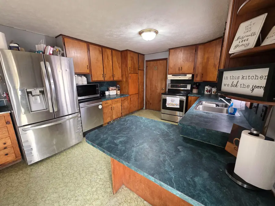 3945 Euclid Street, Brutus, MI 49716 - #3