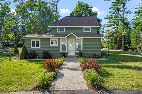 3401 Poplar Street, Indian River, MI 49749