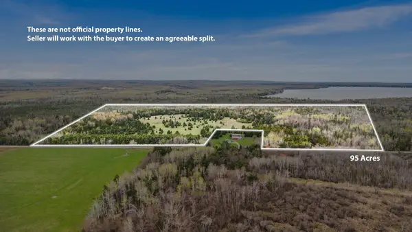 14325 Paradise Lake, Levering, MI 49755