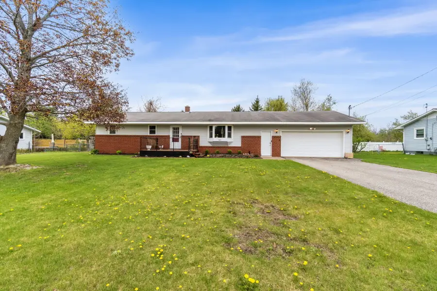 805 West Street, Gaylord, MI 49735 - #2
