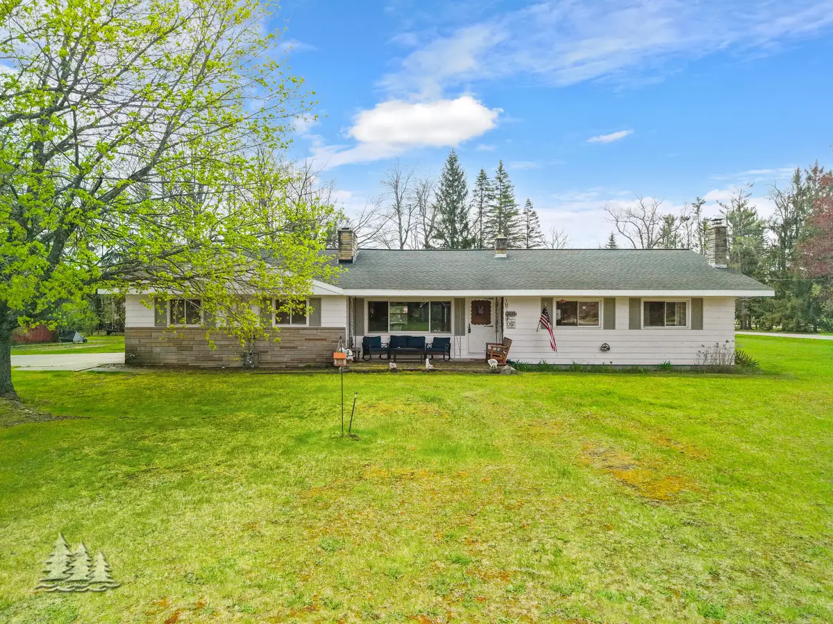 3825 Spruce Drive, Lewiston, MI 49756 - #1