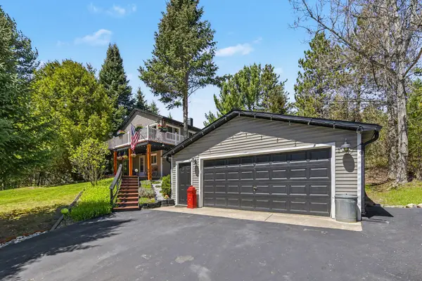 1177 Anderson Road, Boyne City, MI 49712