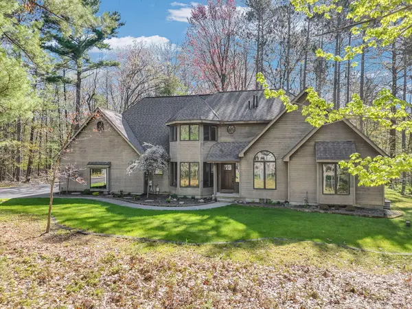 10580 Eastridge Court, Roscommon, MI 48653
