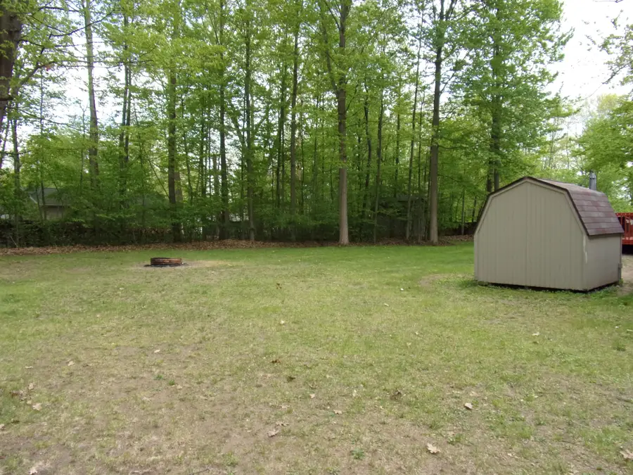 4261 Pebble Beach Drive, Gladwin, MI 48624 - #3