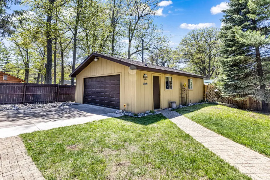 115 Logan Avenue, Houghton Lake, MI 48629 - #3