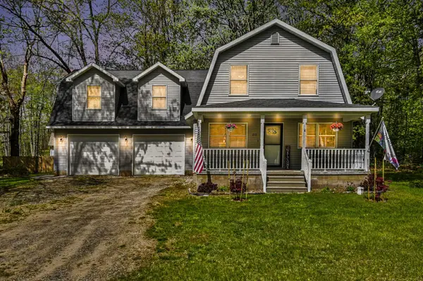 210 Whitebirch Drive, Houghton Lake, MI 48629