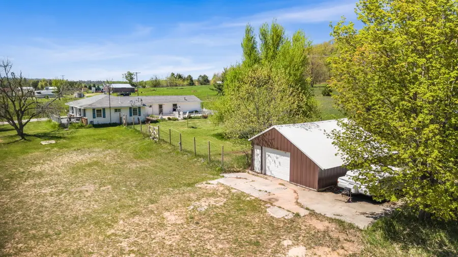688 E Alexander, Vanderbilt, MI 49795 - #2