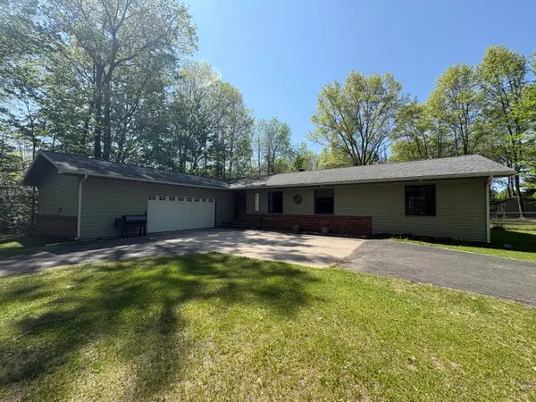 11297 Fairway Drive, Roscommon, MI 48653