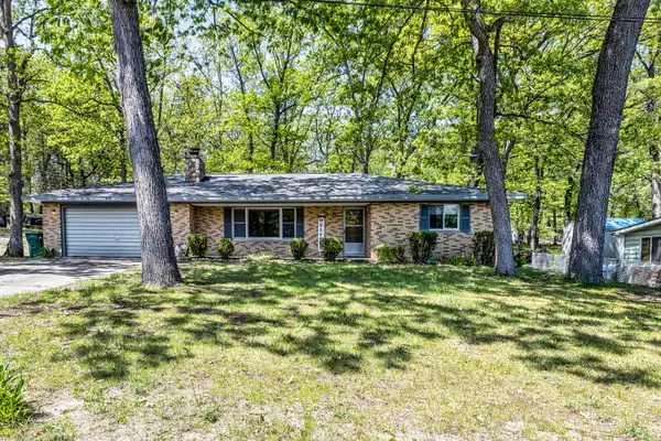 210 Deer Track Drive, Houghton Lake, MI 48629