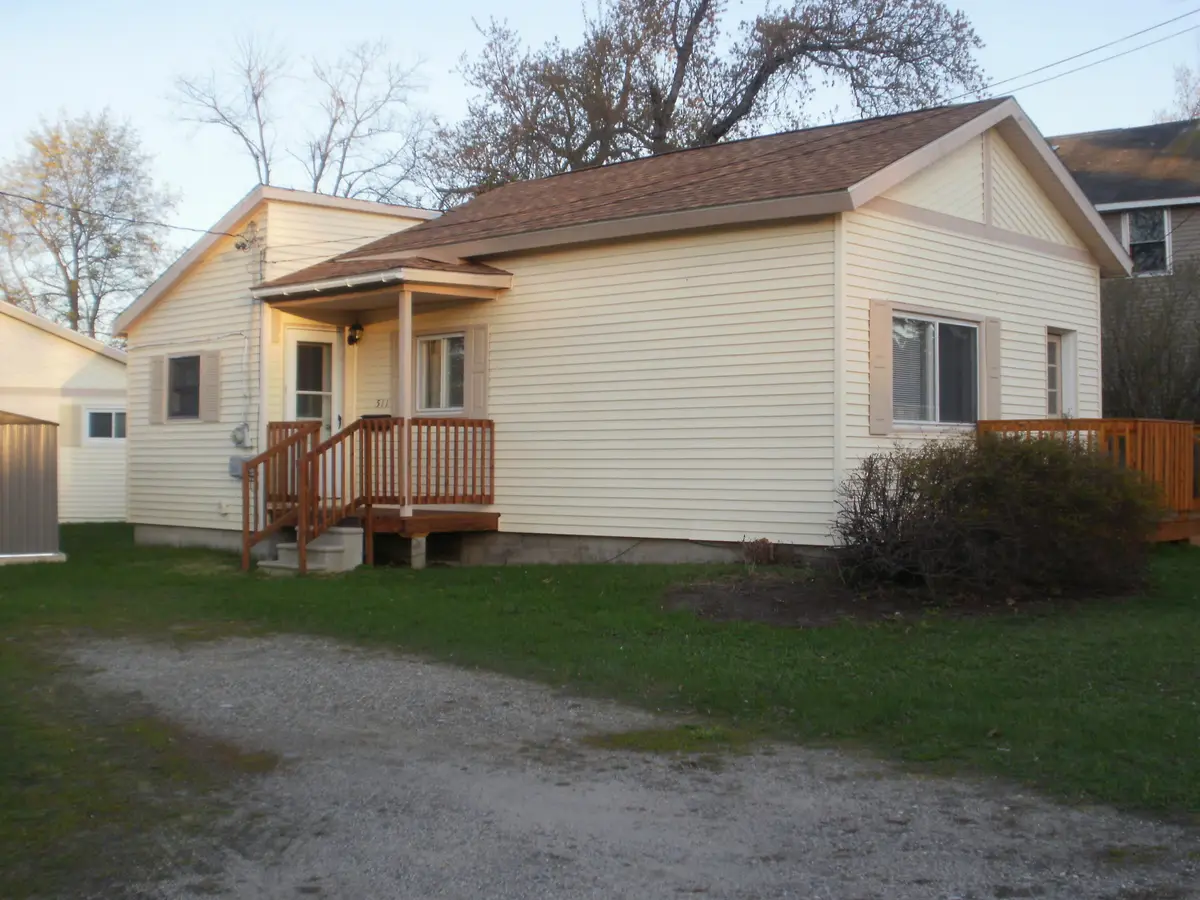 511 Palmyra Street, Cheboygan, MI 49721 - #1