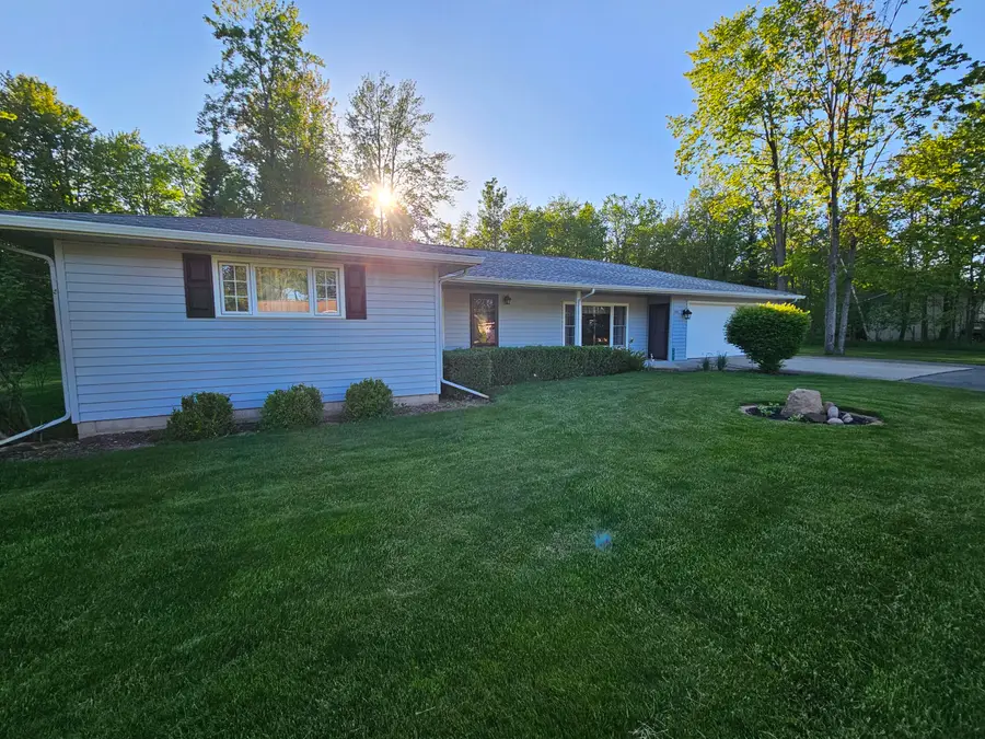 2421 Timber Lane, Alpena, MI 49707 - #2