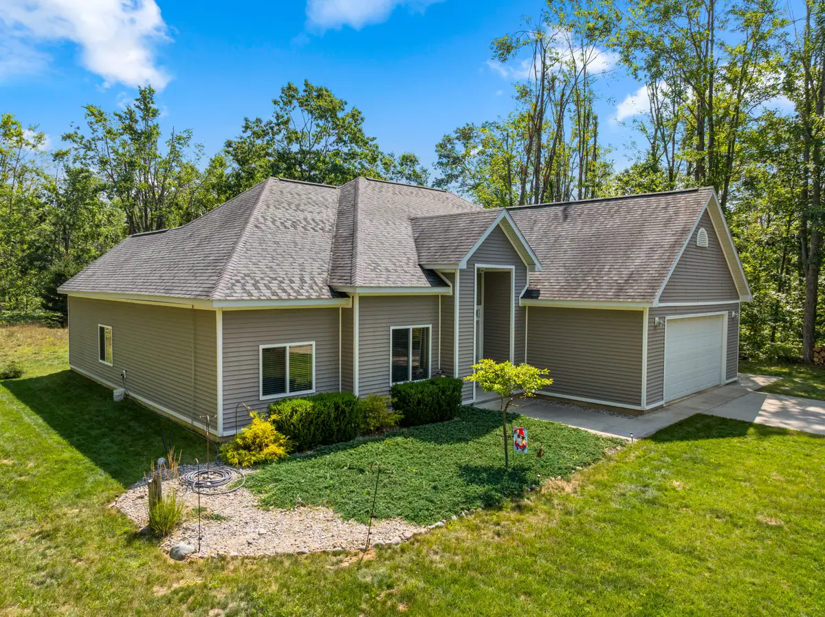 7849 Sandpiper Trail, Gaylord, MI 49735 - #1