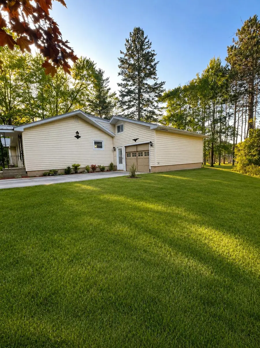 410 Terrace Drive, Houghton Lake, MI 48629 - #3