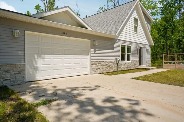 1048 Arrowhead Trail, Gaylord, MI 49735