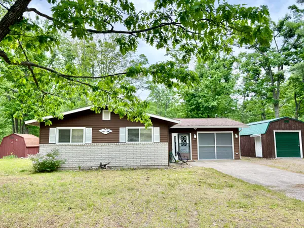 3327 Pleasant View Drive, Lewiston, MI 49756