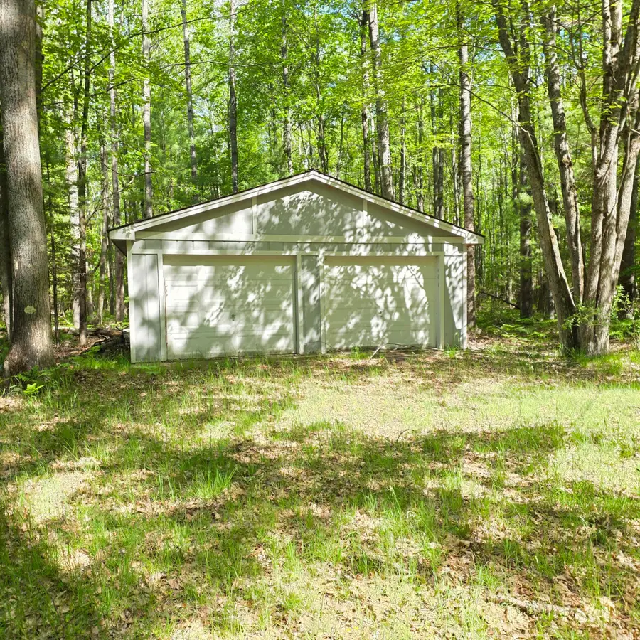 831 E London Road, Harrisville, MI 48740 - #3