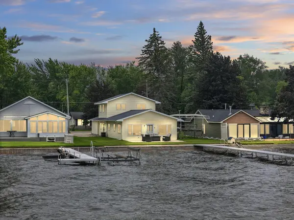 832 Iroquois Avenue, Prudenville, MI 48651