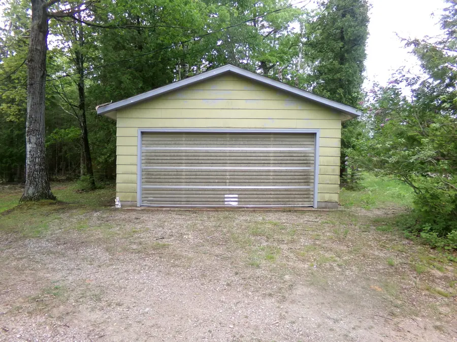 3305 El Cajon Beach Road, Alpena, MI 49707 - #2
