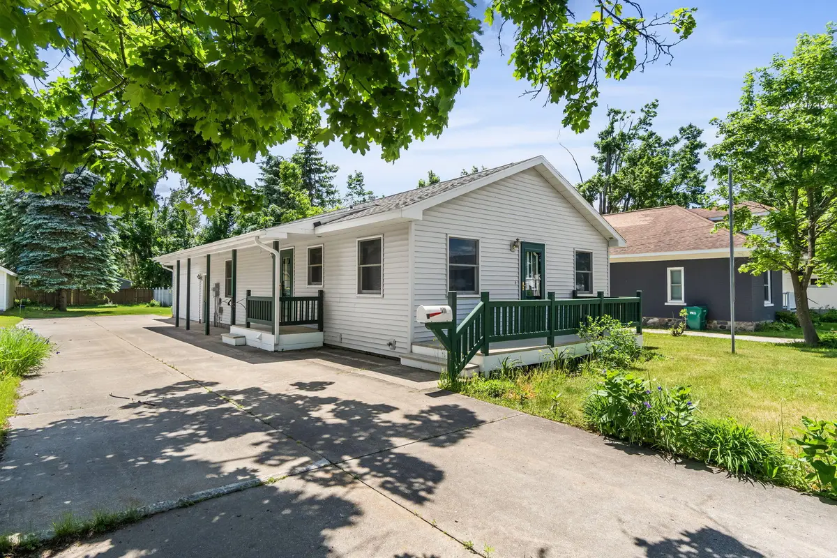117 W Petoskey Street, Gaylord, MI 49735 - #1
