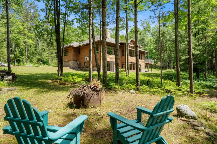 417 N Silver Place, Indian River, MI 49749 - #2