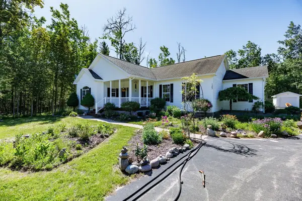 1303 Coulson Drive, Cheboygan, MI 49721
