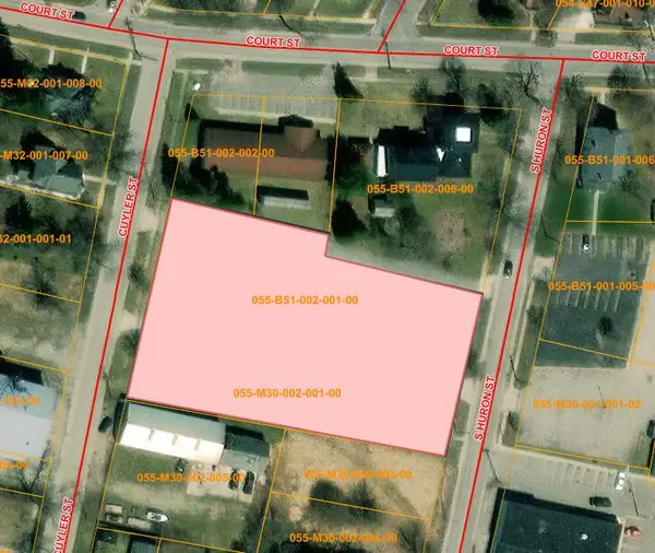 L 1-2 4-p7 Huron Street, Cheboygan, MI 49721