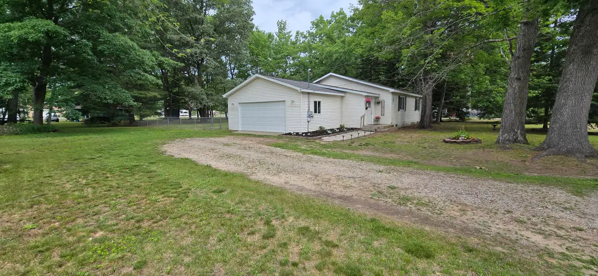 217 Weaver Drive, Houghton Lake, MI 48629 - #1