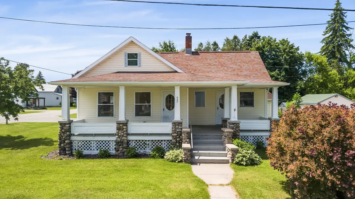 622 S Palmyra Street, Cheboygan, MI 49721 - #1