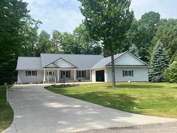 131 Indian Oaks Trail, Prudenville, MI 48651