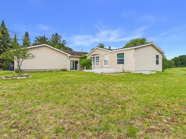6560 Stoney Lane, Bellaire, MI 49615