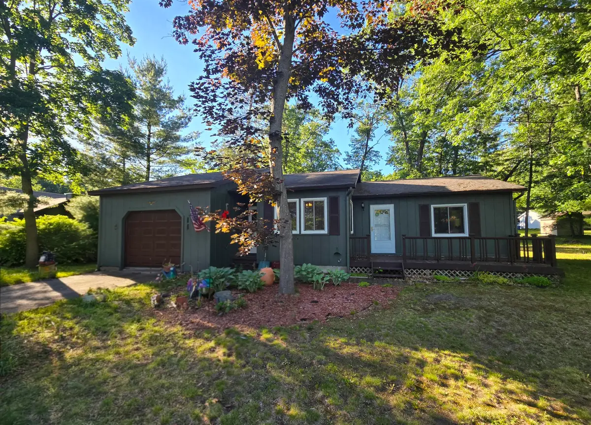 110 Acorn Lane, Houghton Lake, MI 48629 - #1