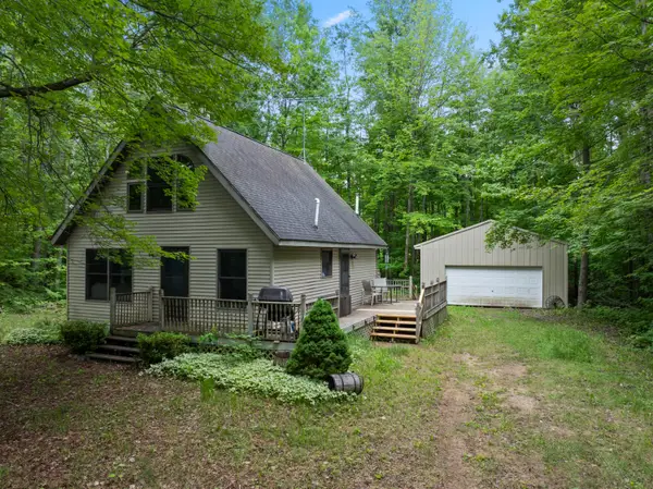 6586 Breezewood Drive, Mancelona, MI 49659