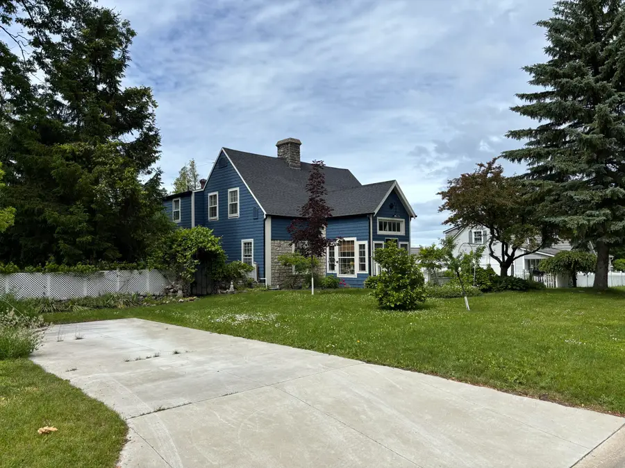 426 W Ontario Street, Rogers City, MI 49779 - #3