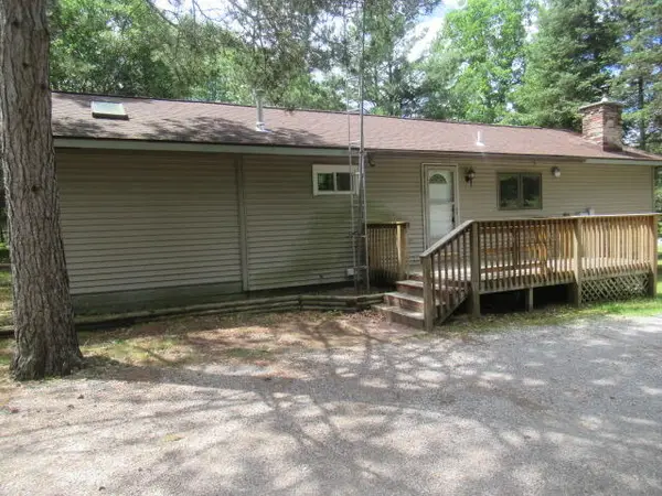 10681 Pines Trail, Roscommon, MI 48653
