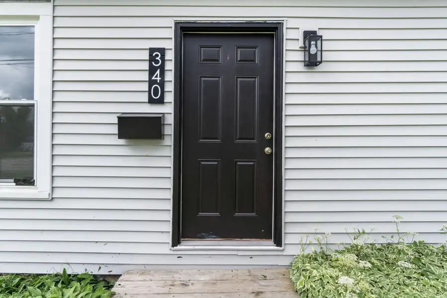 340 E 2nd Street, Gaylord, MI 49735 - #3