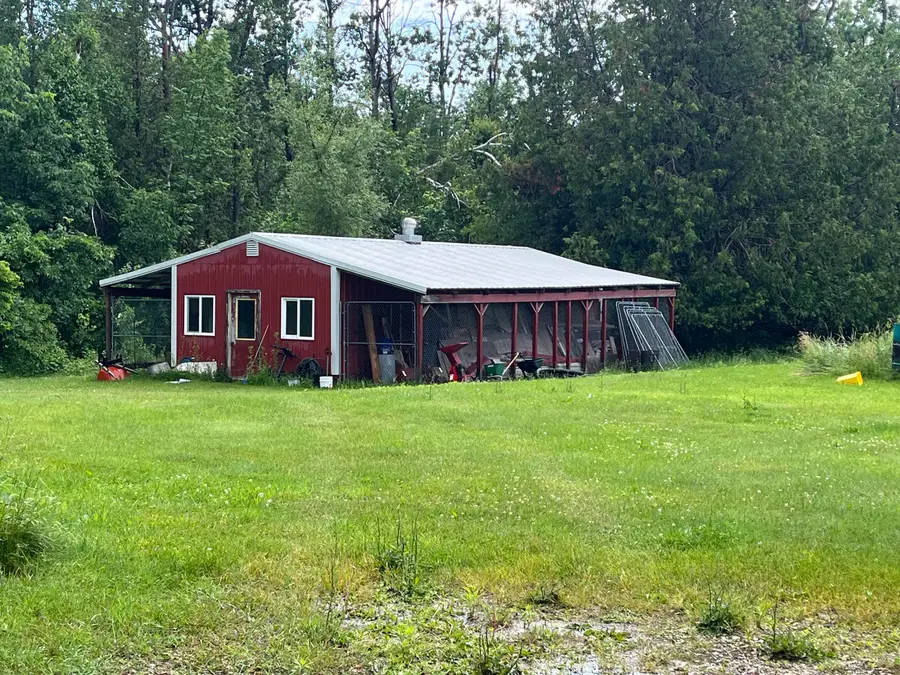 8991 N Black River Road, Cheboygan, MI 49721 - #2