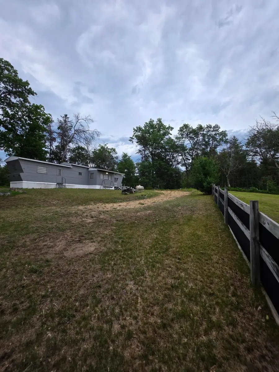954 Chamber Court, Saint Helen, MI 48656 - #2