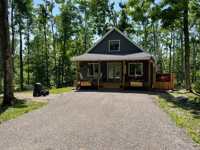 3074 Coolwater Avenue, Johannesburg, MI 49751 - #3