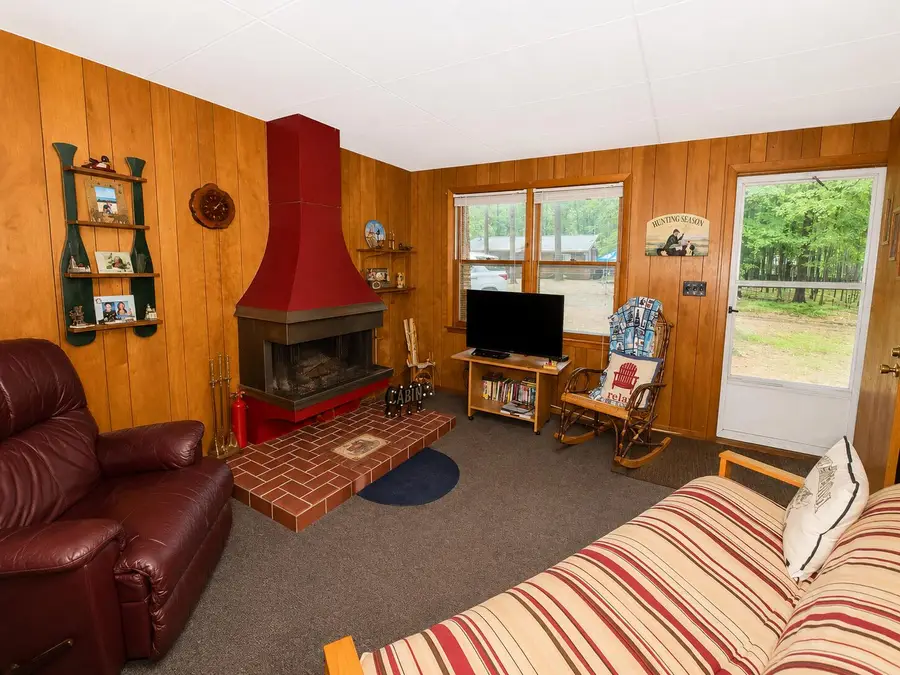 145 Clyde Street, Roscommon, MI 48653 - #3