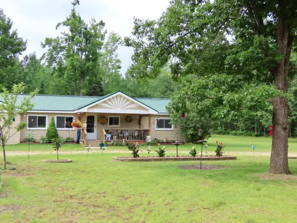 12775 Kohlman Road, Atlanta, MI 49709