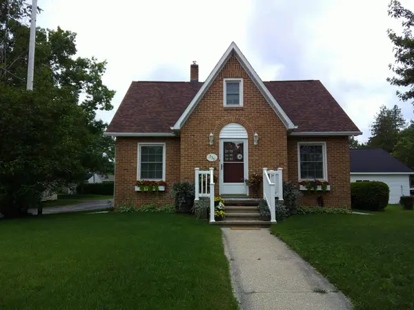 235 S 6th Street, Rogers City, MI 49779